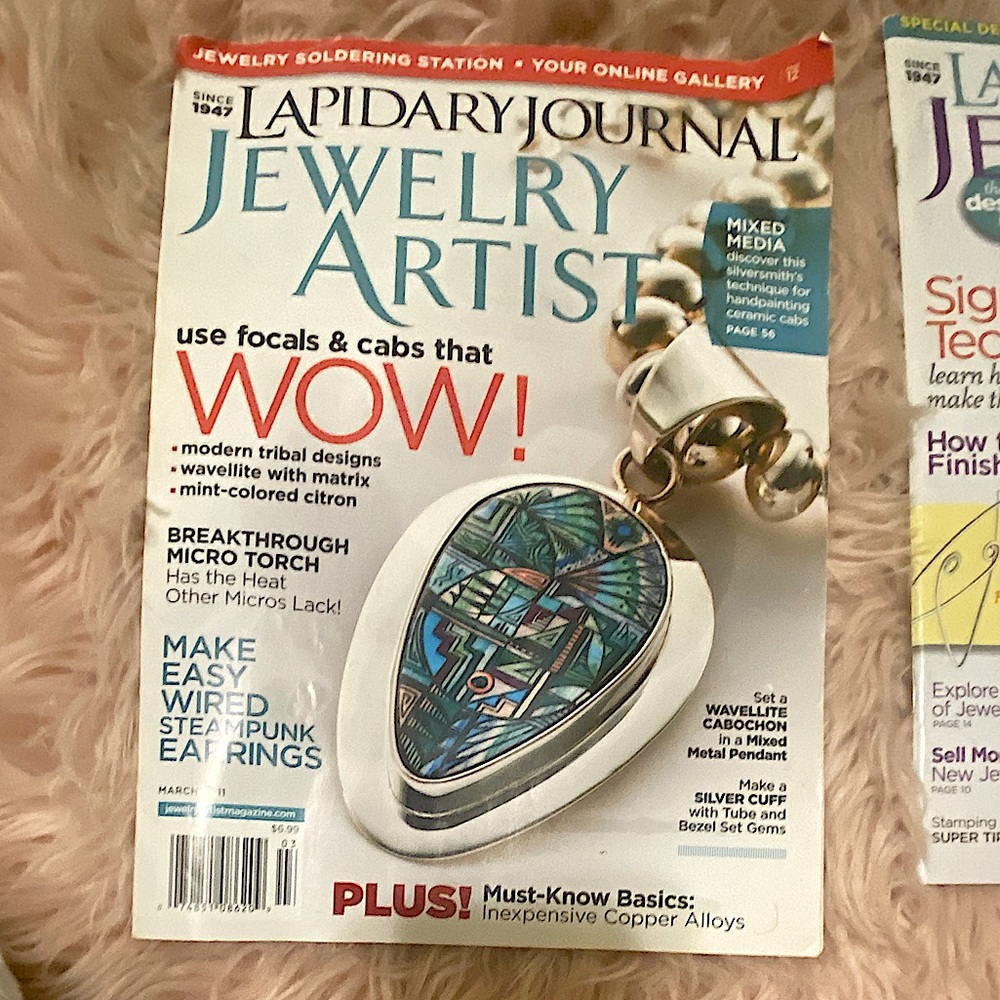 Jewelry magazines